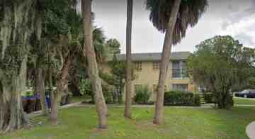 featured image of 305 E Dakin Ave #11