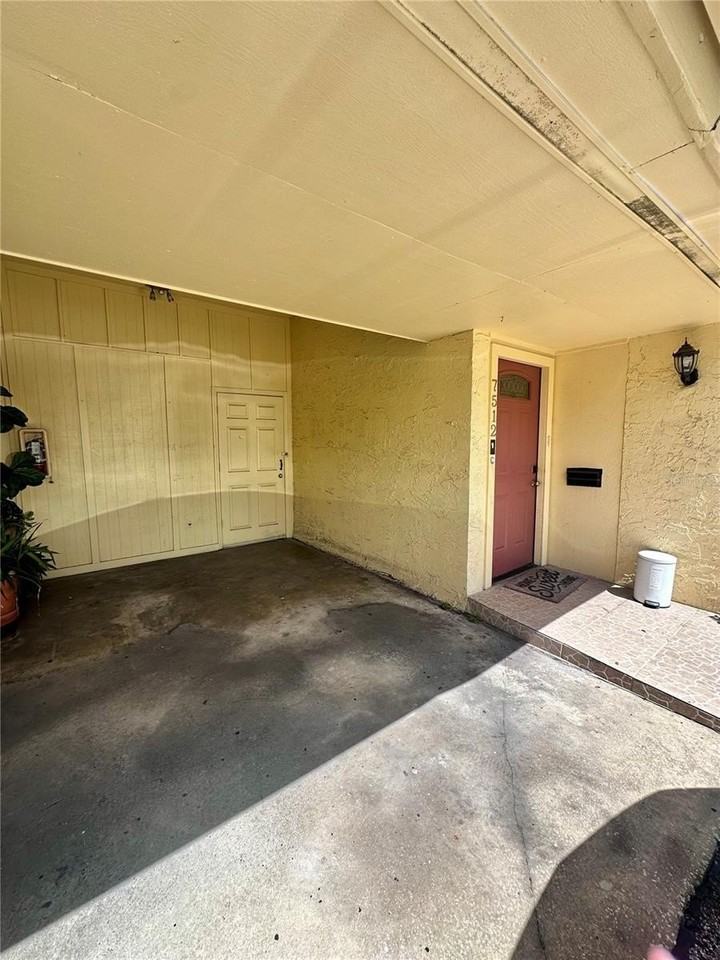 7512 Bolanos Ct #7512 - Photo 3 of 23