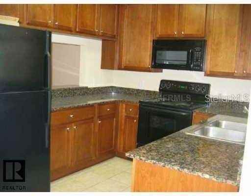 110 Coquina Bay Dr - Photo 3 of 9