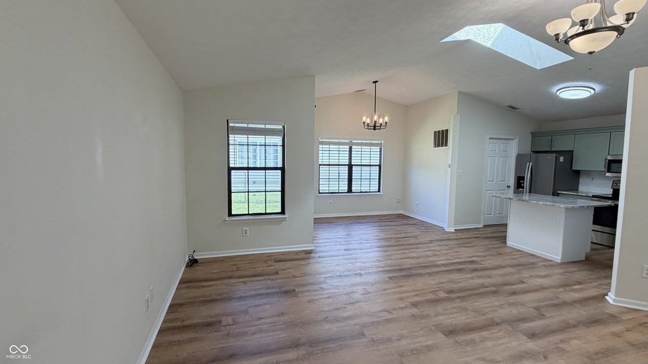 6436 Perry Pines Ct - Photo 3 of 30