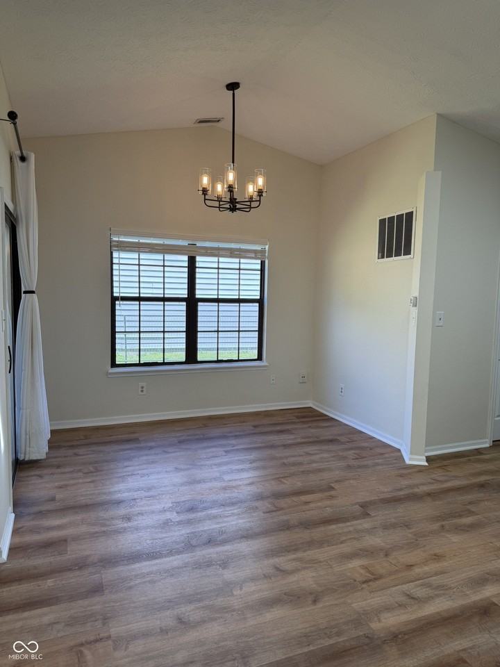 6436 Perry Pines Ct - Photo 5 of 30