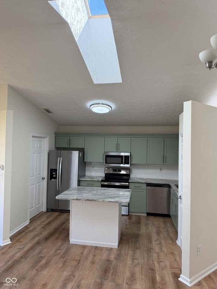 6436 Perry Pines Ct - Photo 7 of 30