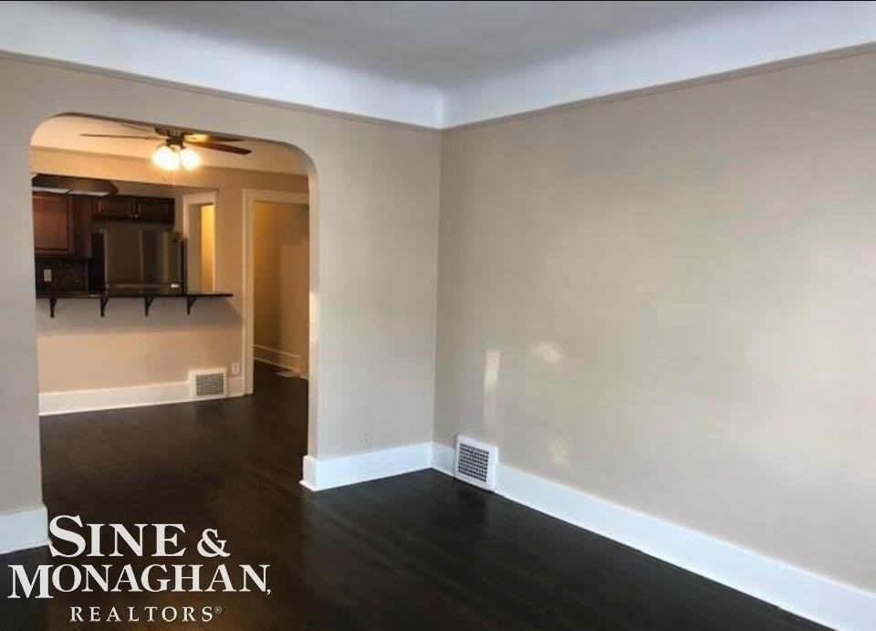1134 Wayburn St #2S - Photo 3 of 29