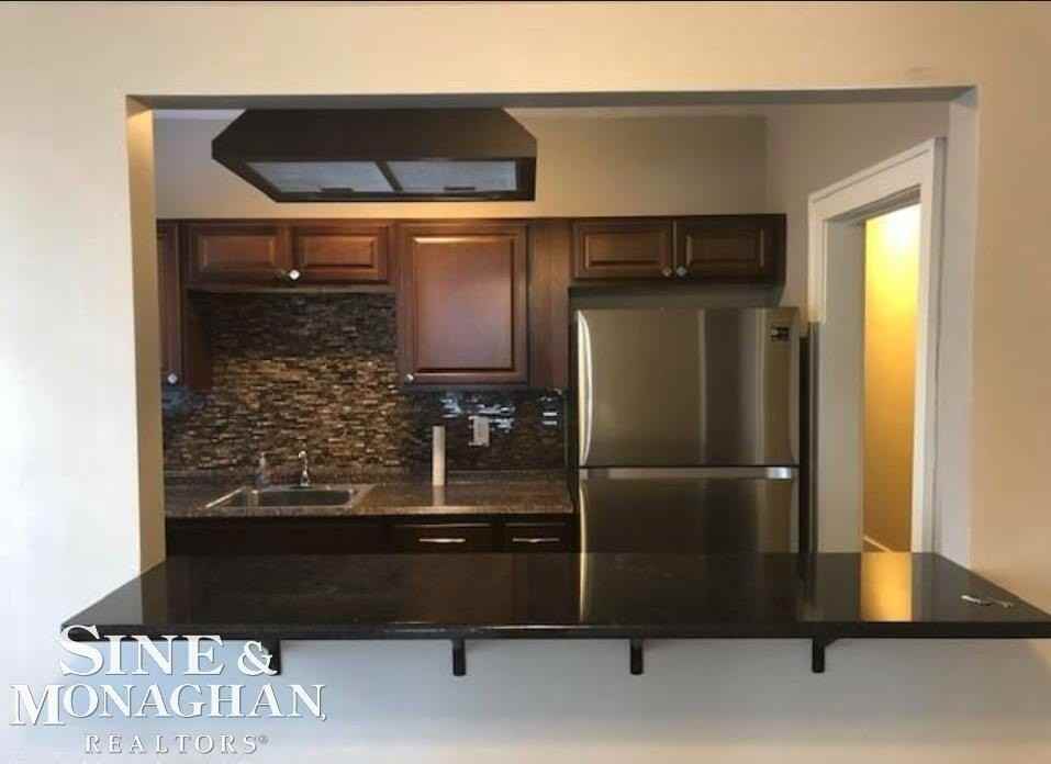 1134 Wayburn St #2S - Photo 4 of 29