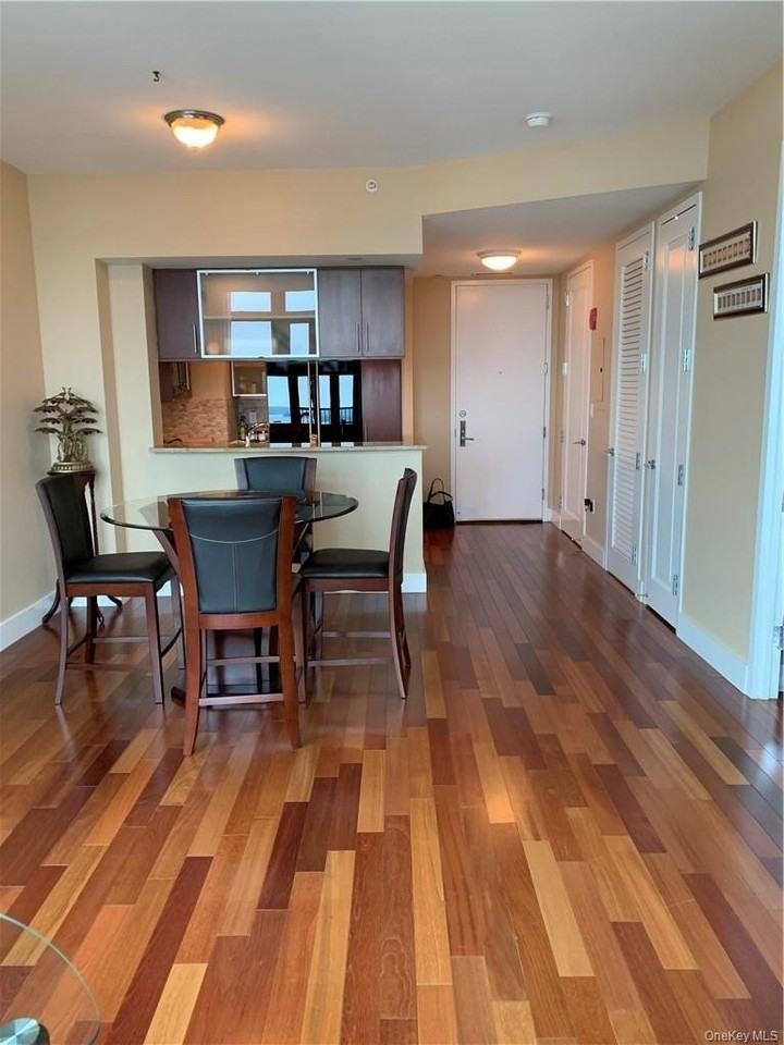 175 Huguenot St #2205 - Photo 4 of 16