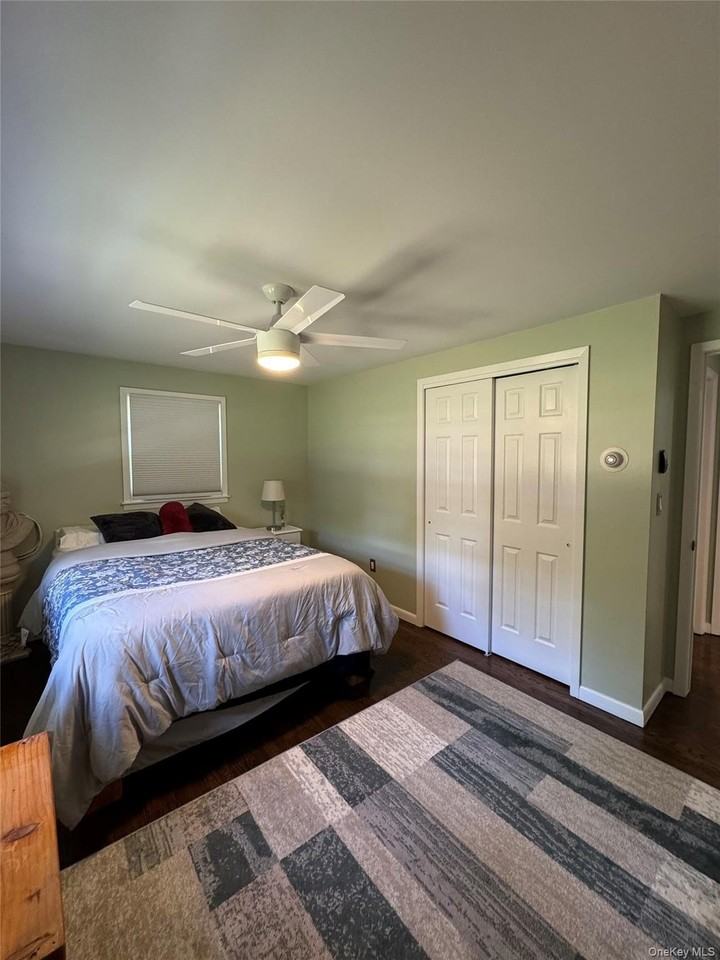 18 Montfort Woods Rd - Photo 7 of 18