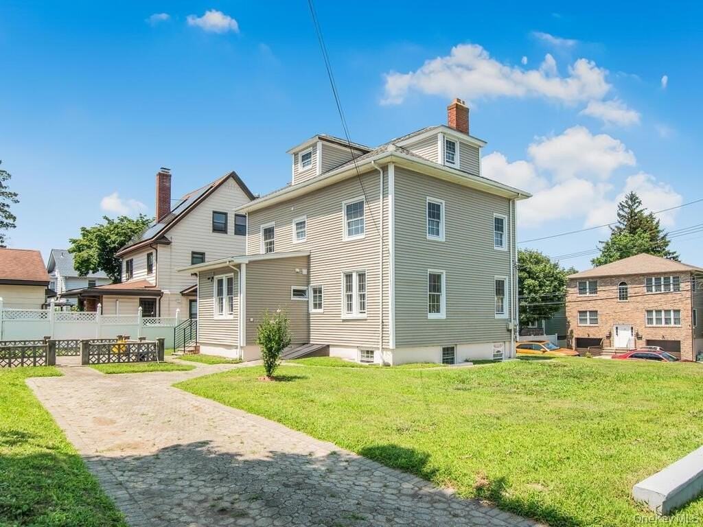 70 Normandy Rd - Photo 4 of 26