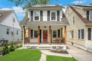 featured image of 157 Columbia Ave