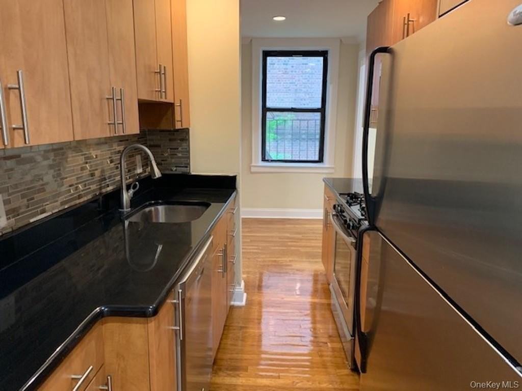 312 Main St #3E - Photo 2 of 17