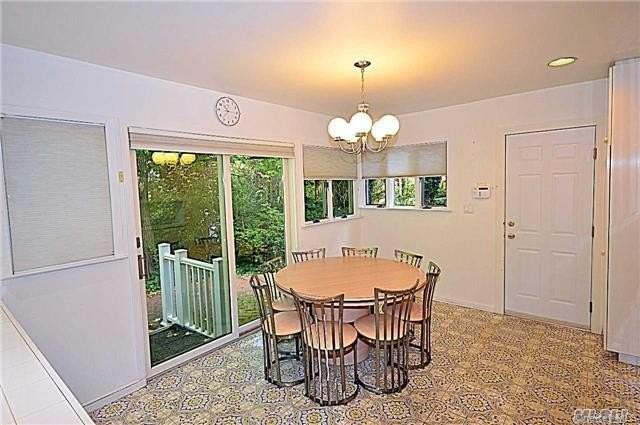 17 Hilltop Dr W - Photo 5 of 21