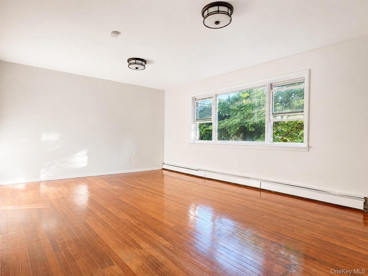 2 Arbor Pl - Photo 2 of 10