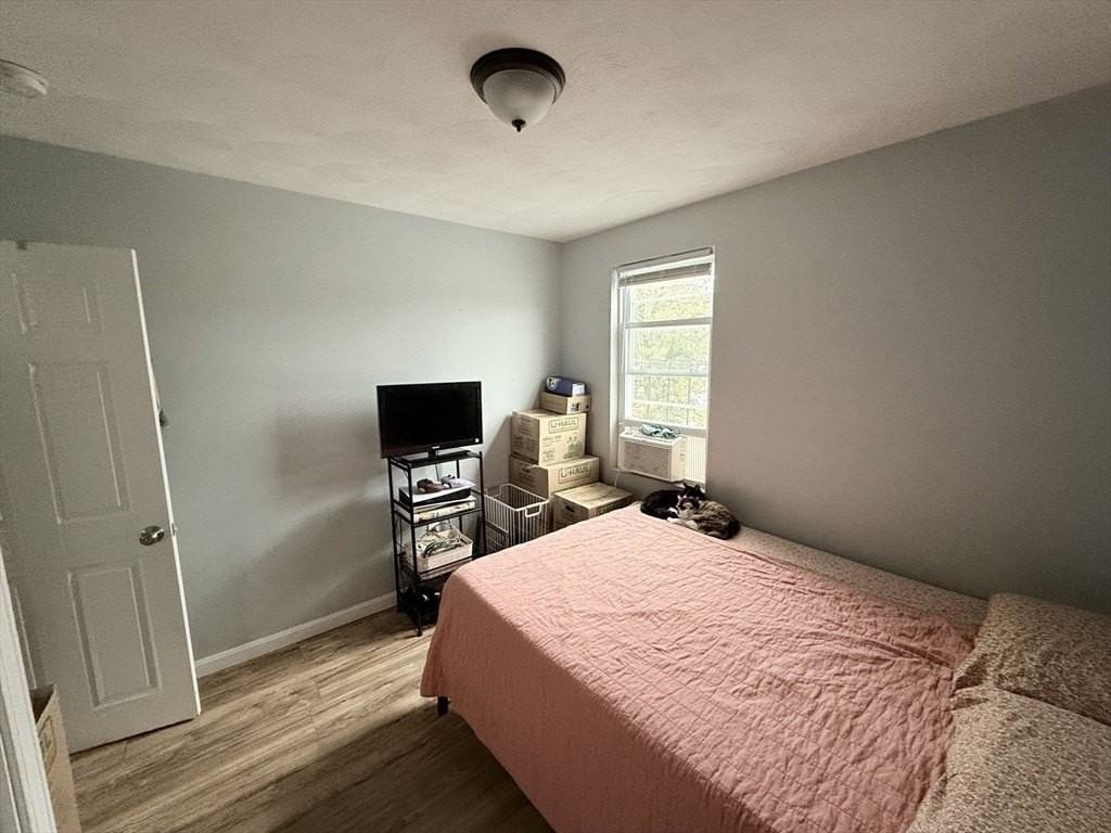 131 Ledge St #2R - Photo 7 of 14