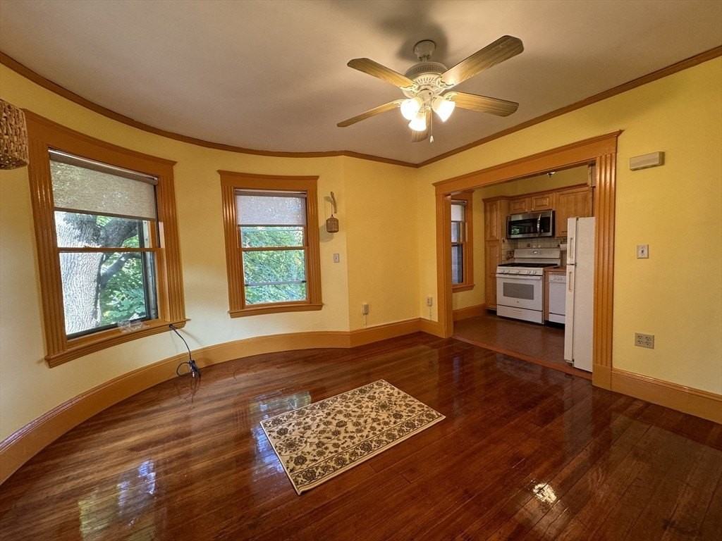590 Cambridge St #2 - Photo 4 of 14