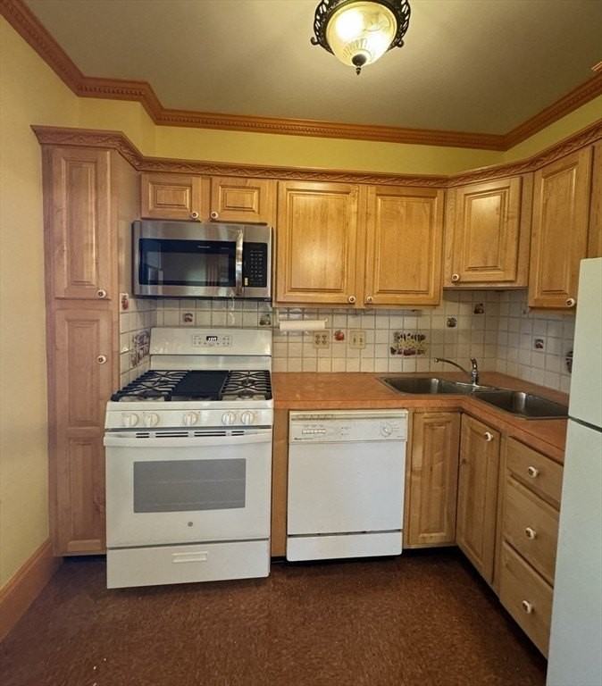 590 Cambridge St #2 - Photo 5 of 14