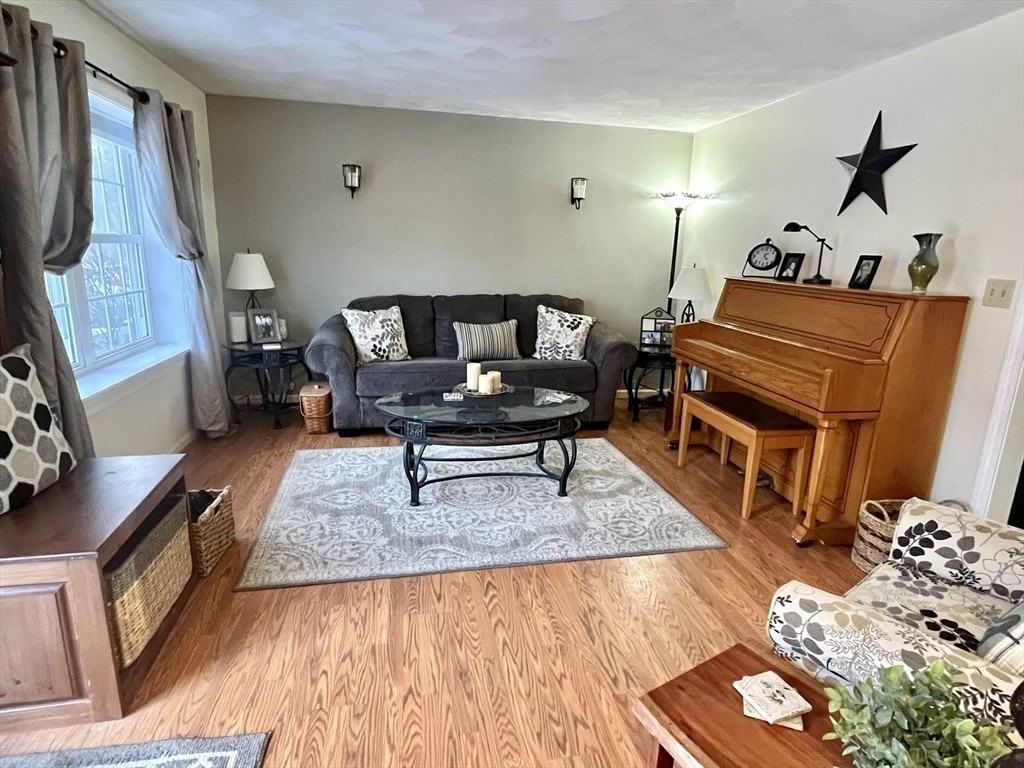 51 Benjamin Landing Ln #51 - Photo 5 of 24