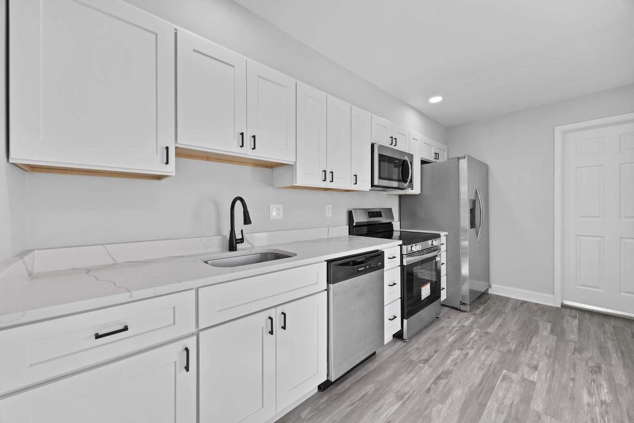 Sycamore Ave - Photo 3 of 6