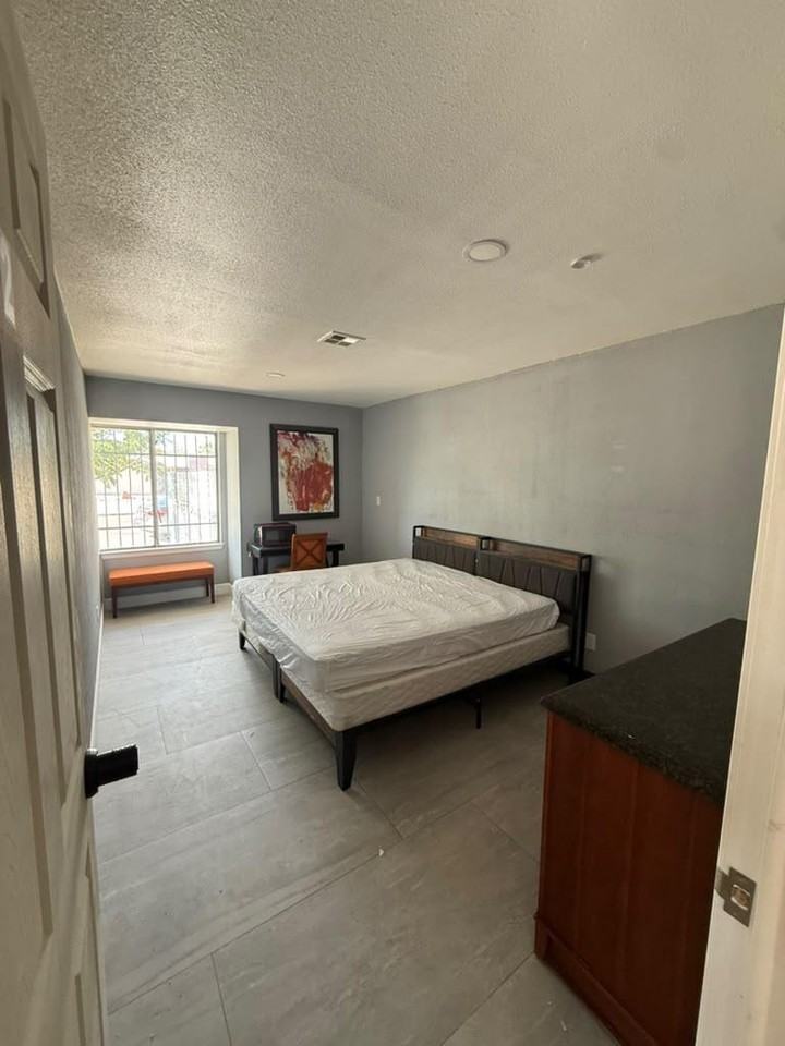 Sombrero Dr - Photo 6 of 10