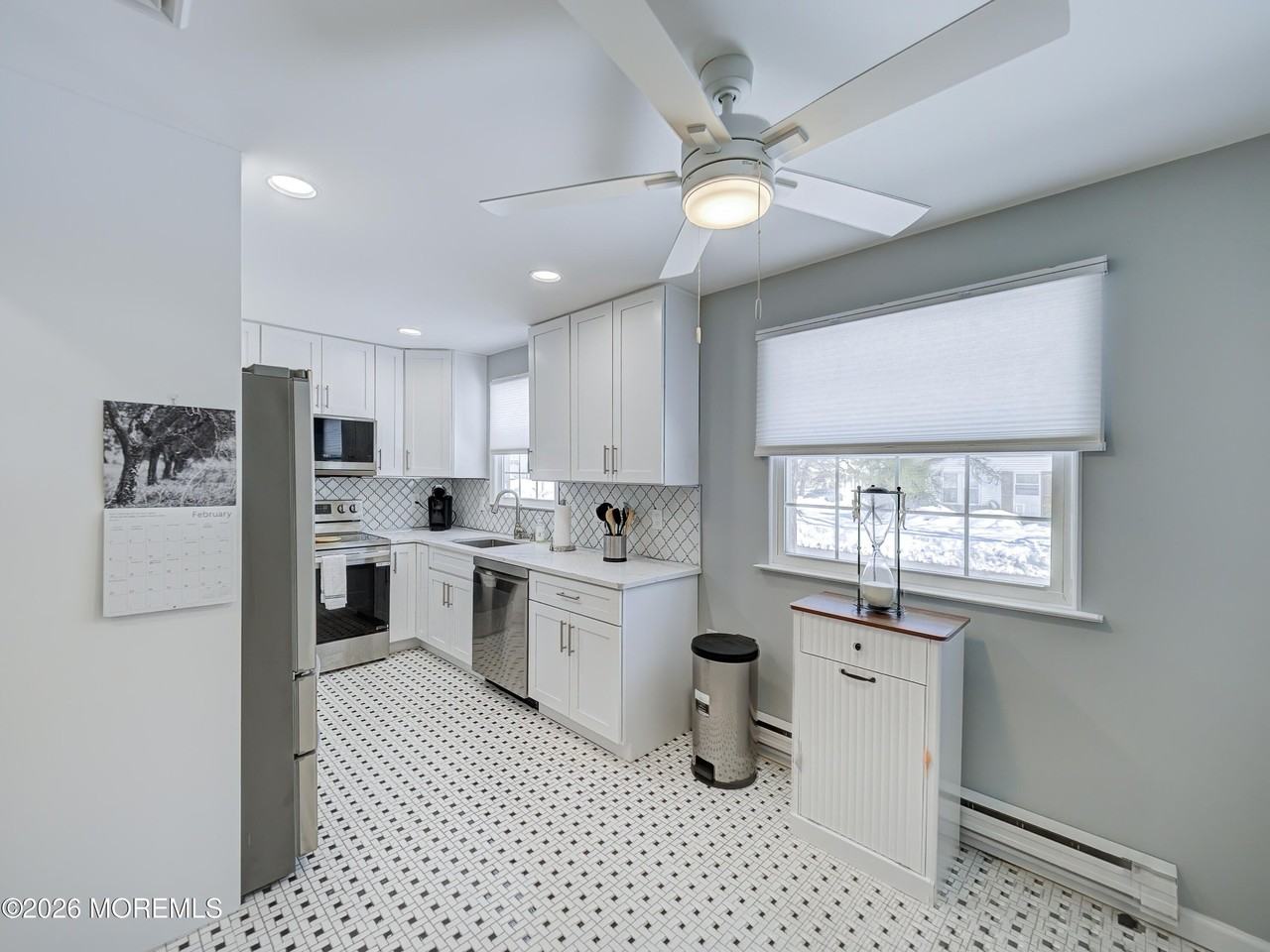 29A Birchwood Dr - Photo 2 of 34