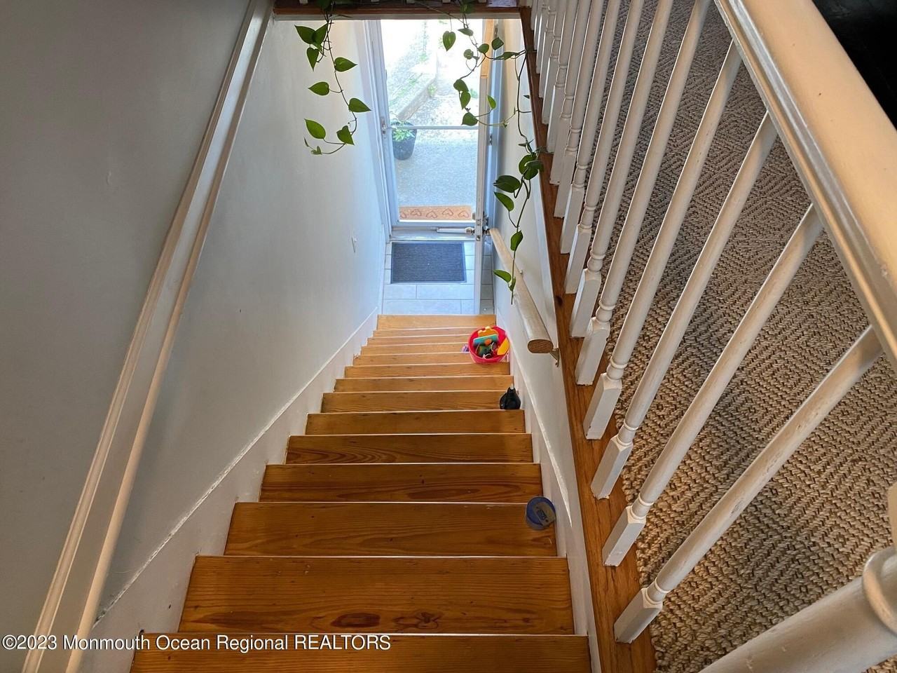 35 Hudson Ave ## 37 - Photo 2 of 13