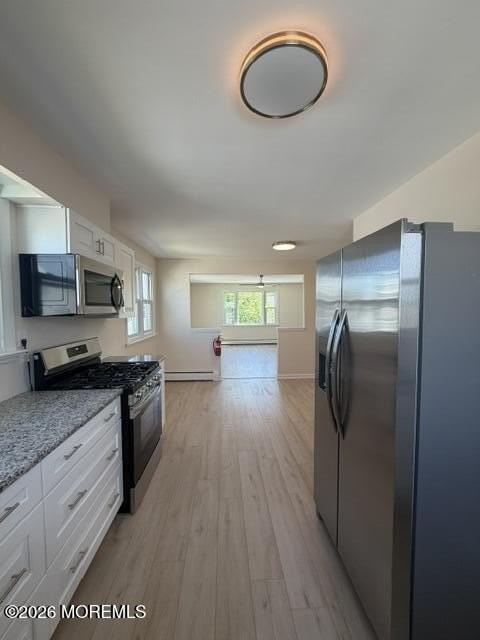 445 E Bayview Ave - Photo 4 of 39