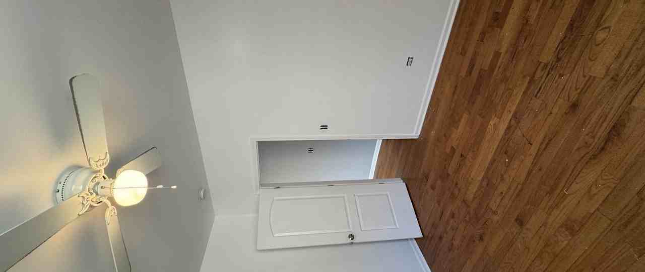 8026 S Drexel Ave #3 - Photo 4 of 4