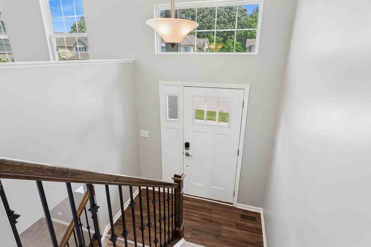 1673 Carlstedt Dr - Photo 2 of 26