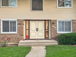 featured image of 3008 Roberts Dr #7