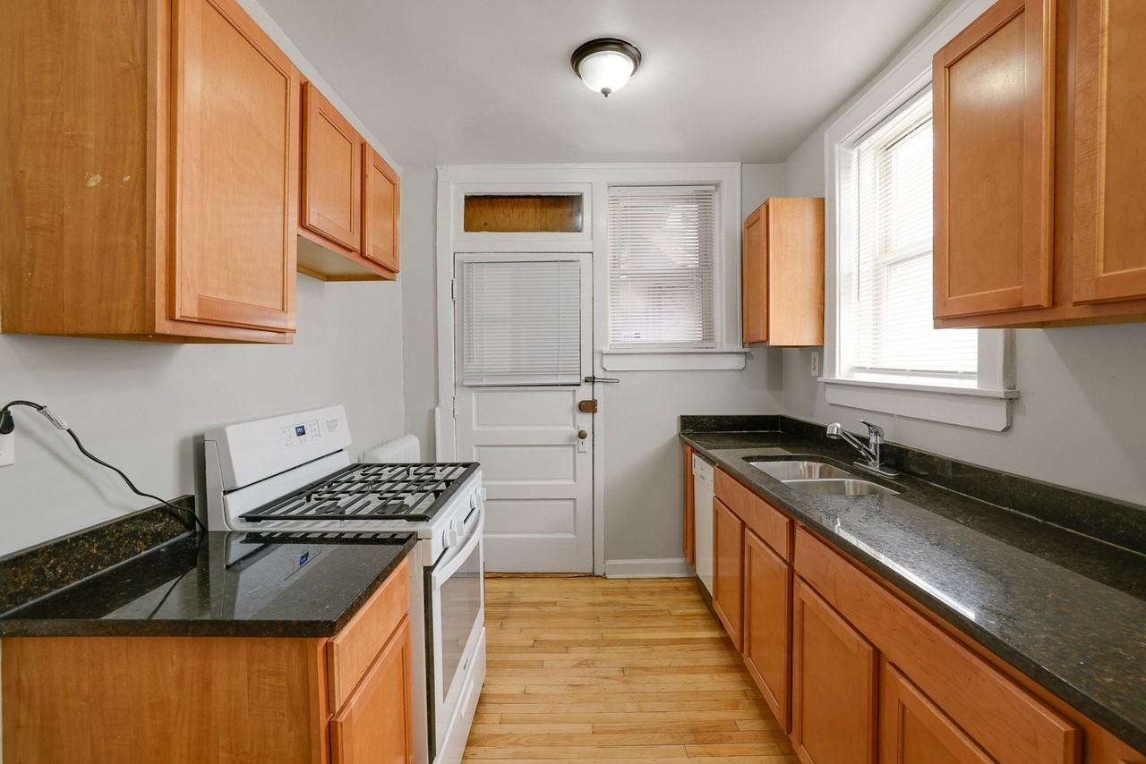 4514 N Wolcott Ave #2A - Photo 4 of 5