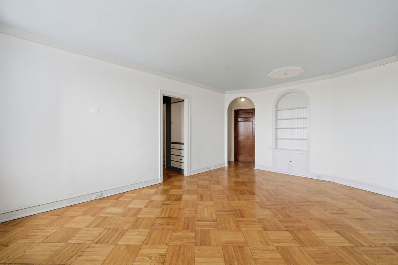 2000 N Lincoln Park W #1614 - Photo 7 of 32