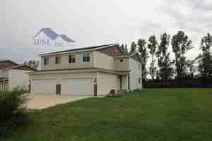 featured image of 300 5th Ave W