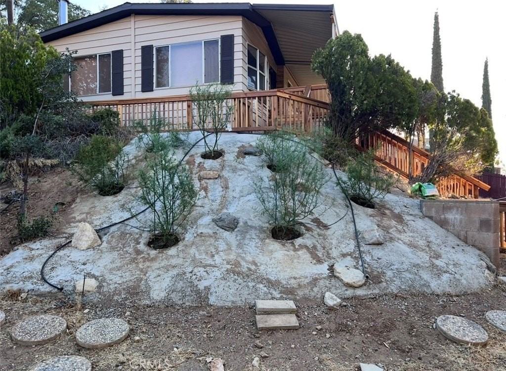 25 Chaparral Ct - Photo 2 of 30