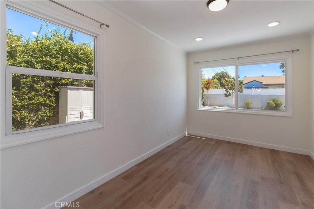 11000 Gaviota Ave - Photo 6 of 28