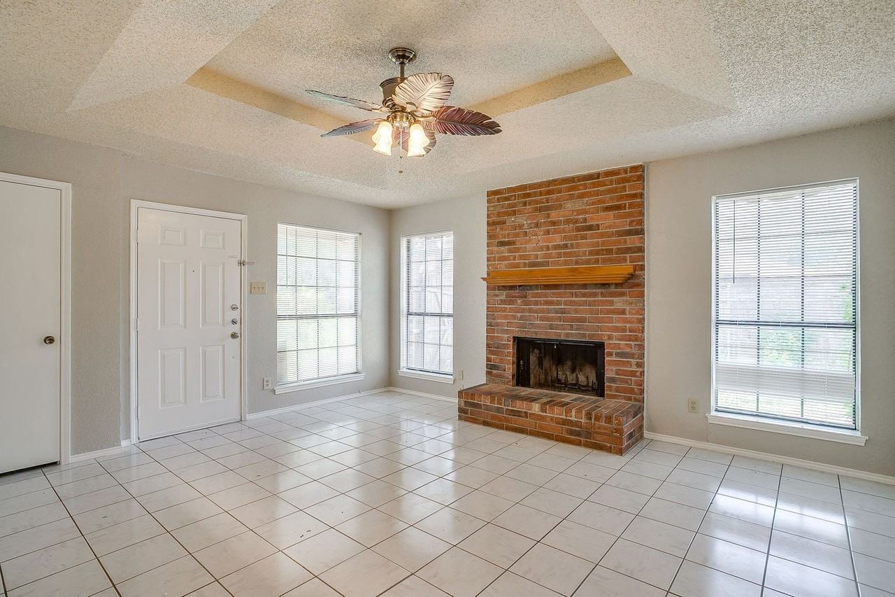 4517 Compass Ct - Photo 6 of 22
