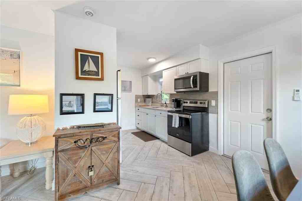 3365 Estey Ave - Photo 5 of 22