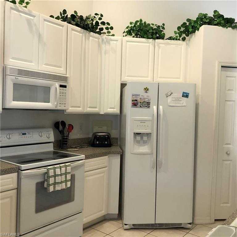 6854 Sterling Greens Dr #201 - Photo 3 of 25