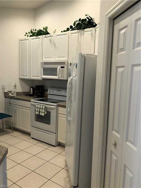 6854 Sterling Greens Dr #201 - Photo 5 of 25