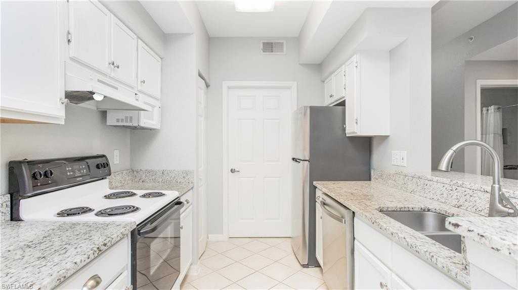 4620 Saint Croix Ln #914 - Photo 6 of 35