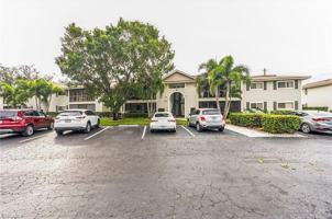 featured image of 8081 S Woods Cir #10