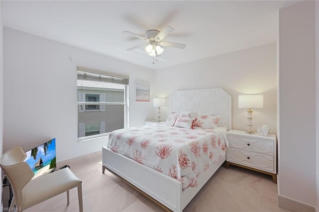 881 Gulf Pavilion Dr #201 - Photo 5 of 16