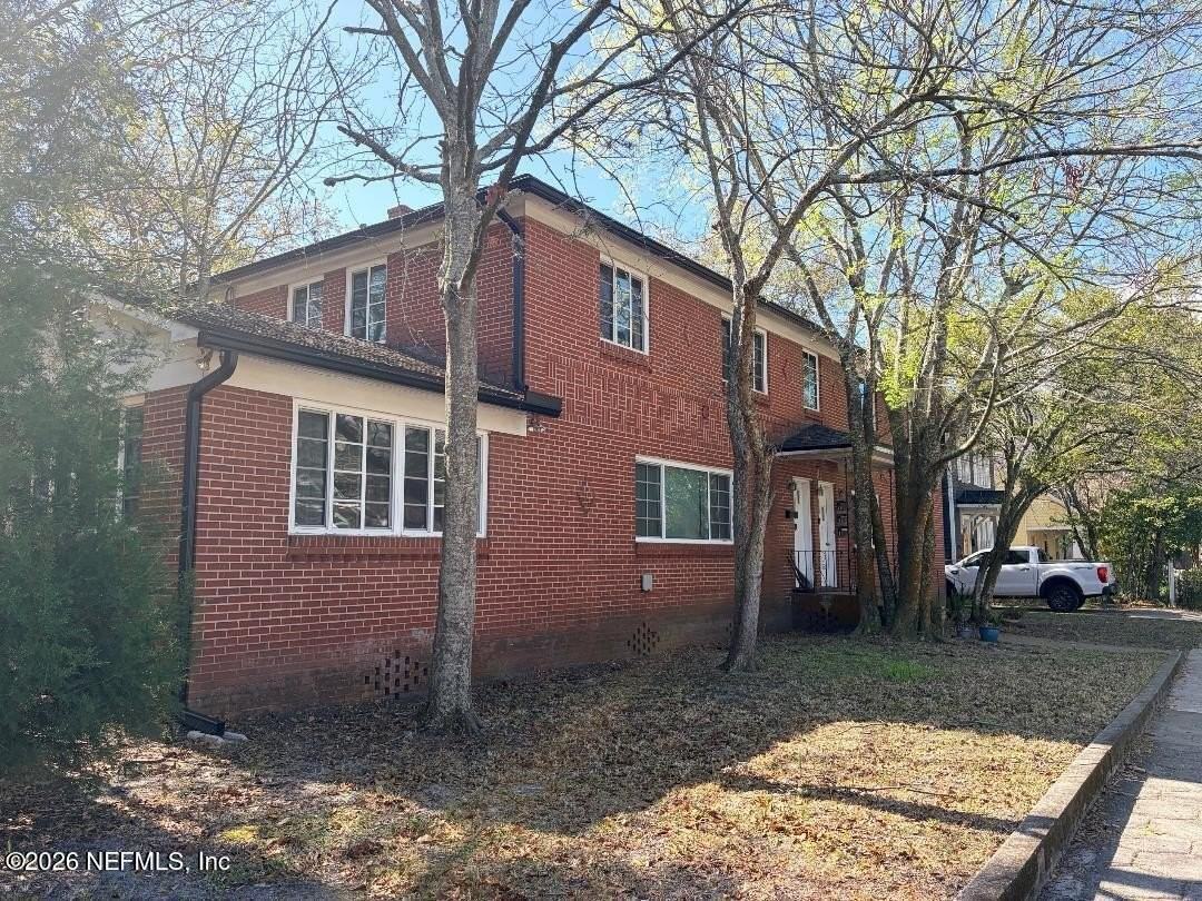 2842 Sydney St #4 - Photo 2 of 12