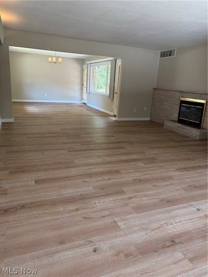 2104 Walter Rd - Photo 3 of 30