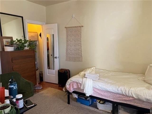 5838 Willow St - Photo 5 of 8