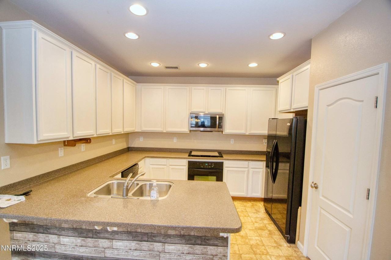 495 Cortono Dr - Photo 2 of 24
