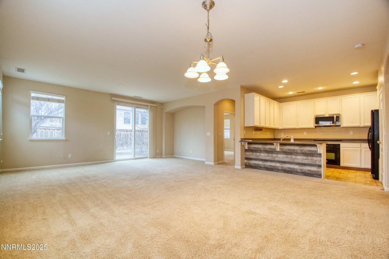 495 Cortono Dr - Photo 6 of 24
