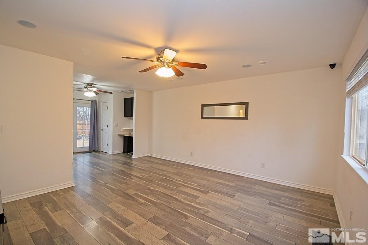 13590 Mount Olympus St - Photo 2 of 19