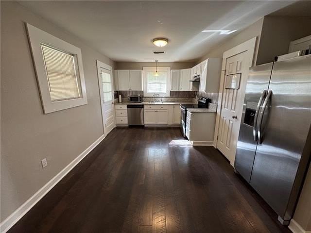 1308 Hudson St - Photo 3 of 13