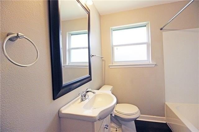 1308 Hudson St - Photo 7 of 13
