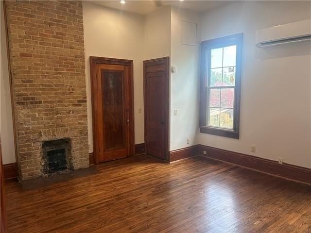 1502 S Carrollton Ave - Photo 2 of 8