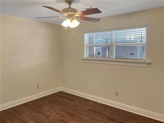 6255 Bellaire Dr - Photo 5 of 9