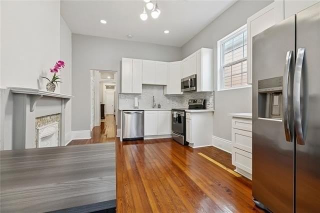 2418 Valence St - Photo 5 of 12